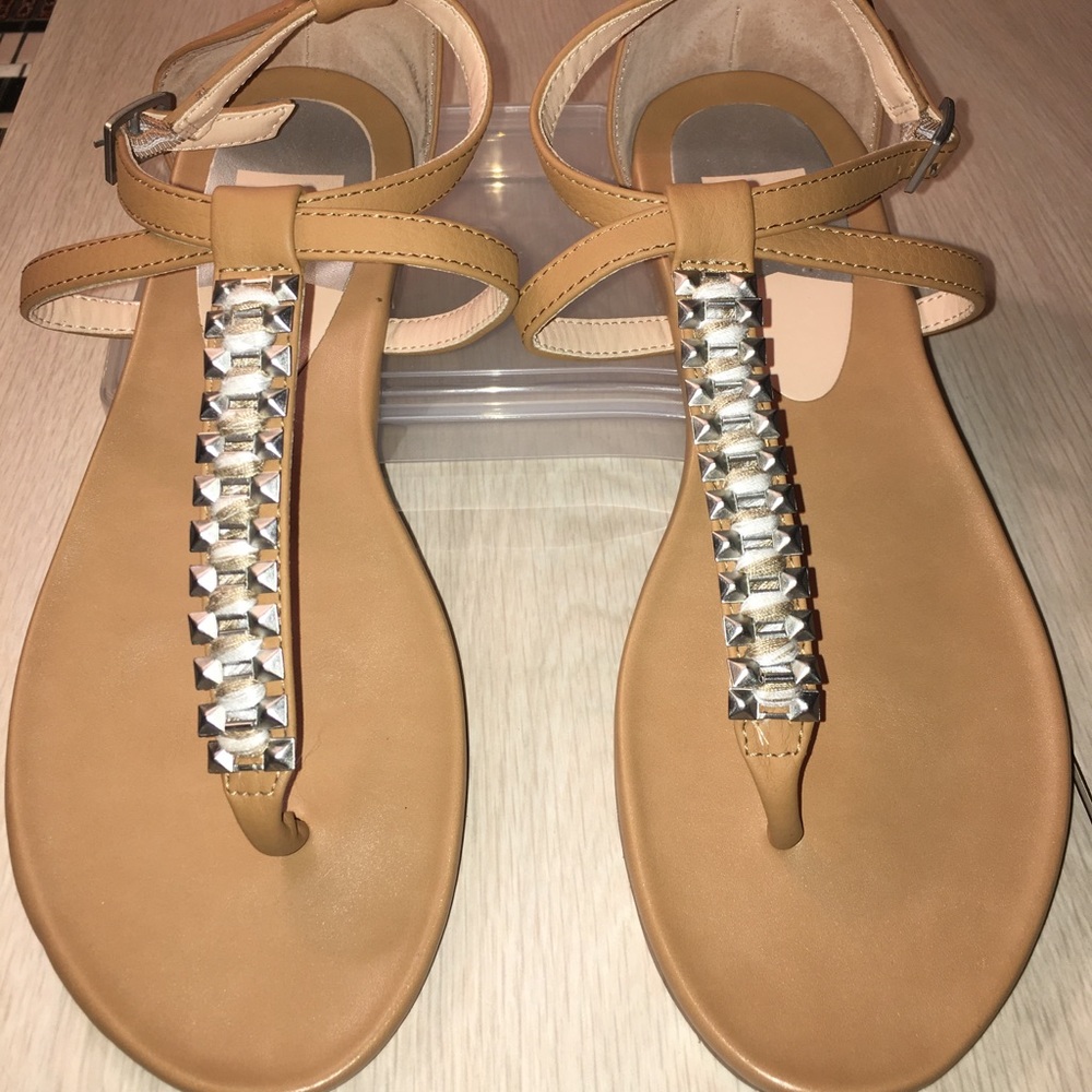 dv by dolce vita tan and silver sandals